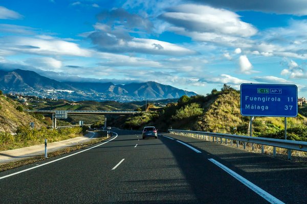 Minibus d'occasion : comment éviter les arnaques ?